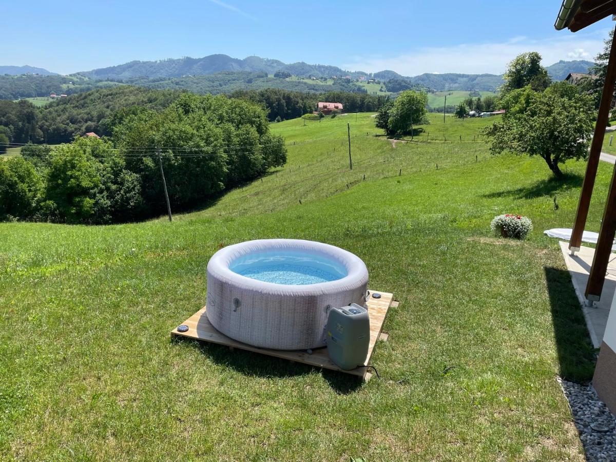 Holiday House Zlacka Gorca Pristava pri Mestinju المظهر الخارجي الصورة