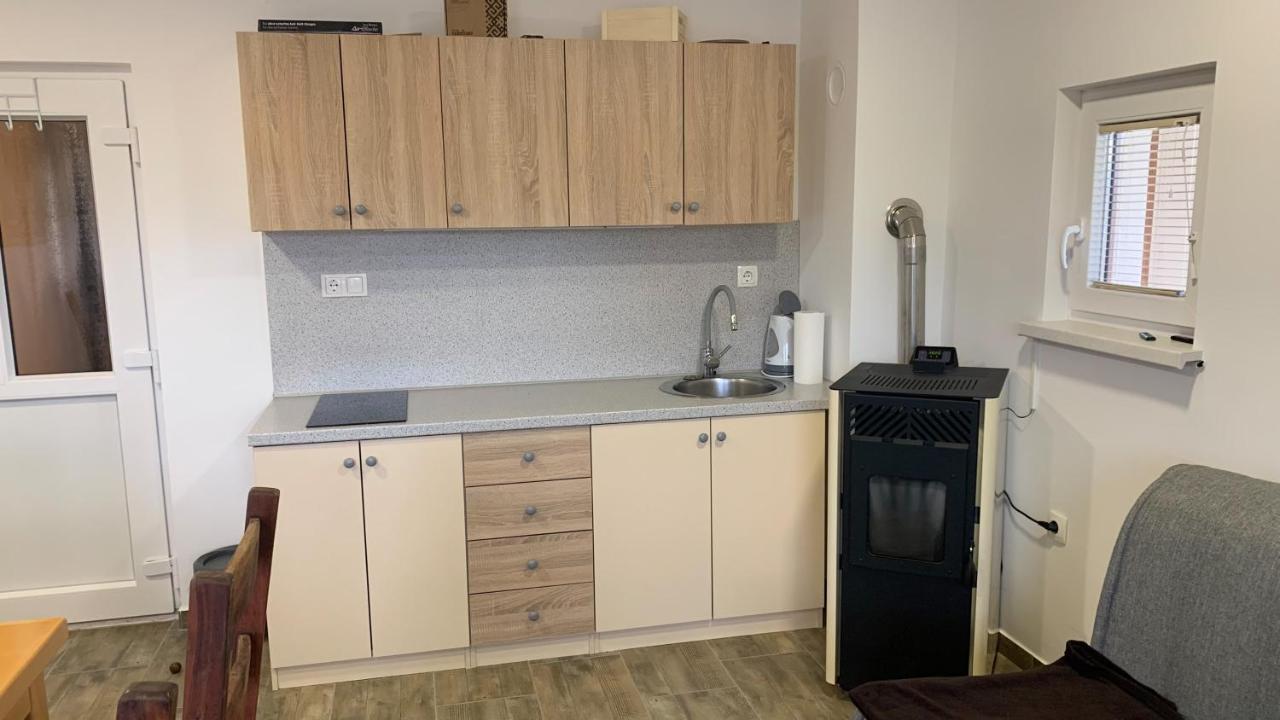 Holiday House Zlacka Gorca Pristava pri Mestinju المظهر الخارجي الصورة